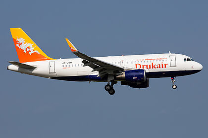 Aircraft A5-JSW photo via Planespotters