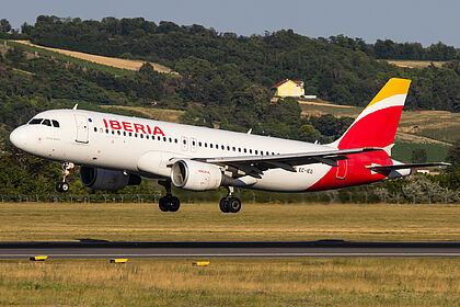 Aircraft EC-IEG photo via Planespotters