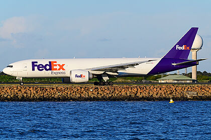 Aircraft N892FD photo via Planespotters